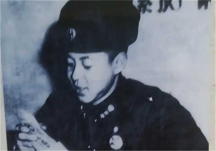 1962年雷锋因公牺牲，40年后鉴定人披露事故发生细节，让人心疼